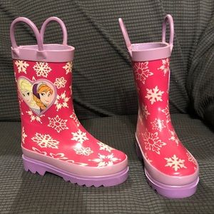 Toddler girls rain boots, size 6T